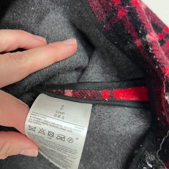 Gap Women's Wool Blend Toggle Closure Plaid Jacket Sz S - Picture 7 of 8